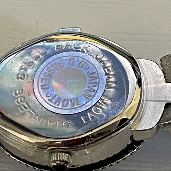 Mondu Quartz Watch Turquoise Bracelet Watch open turquoise to see watch - Picture 6 of 15